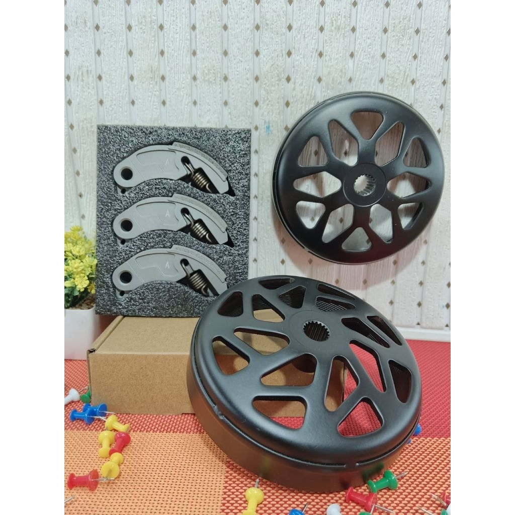 ผ้าครัชคาร์บอน พร้อมกระโหลกครัชเจาะไล่เบา พร้อมสปริงสำหรับรถรุ่น PCX160,PCX150,LEAD,GIORNO สินค้าคุณ