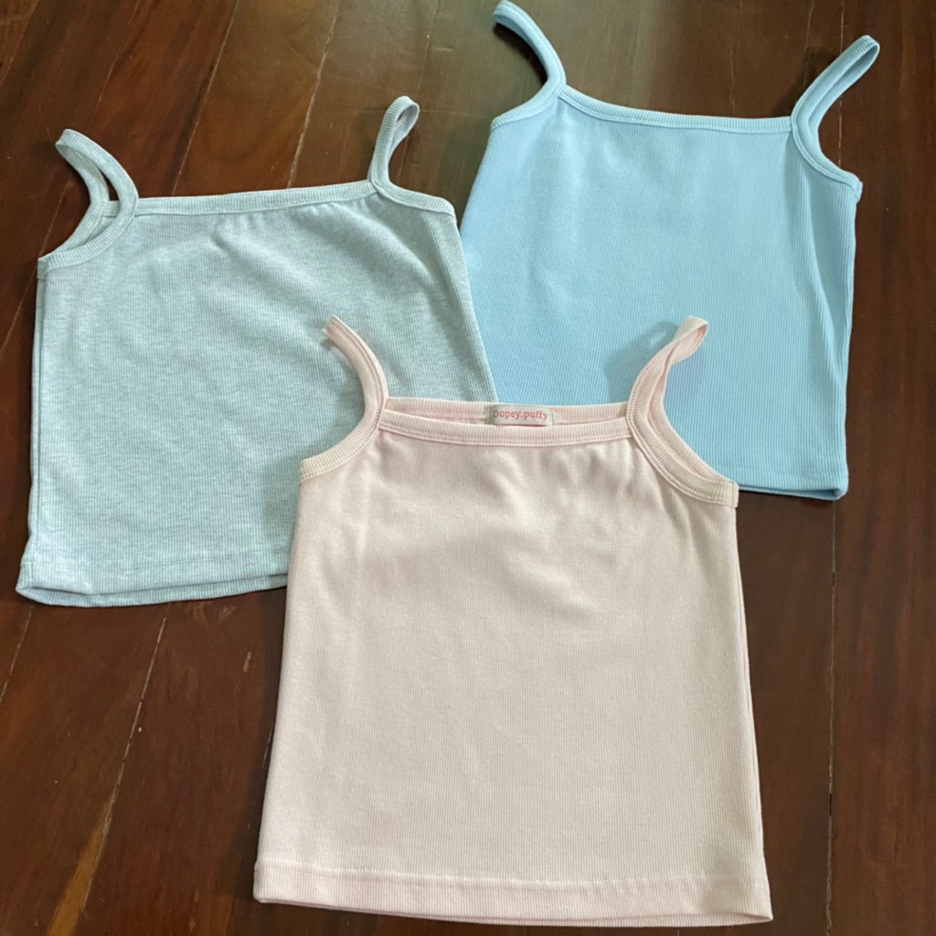 🎀 ส่งต่อ เสื้อสายเดี่ยว Dopey . Puffy มือสอง