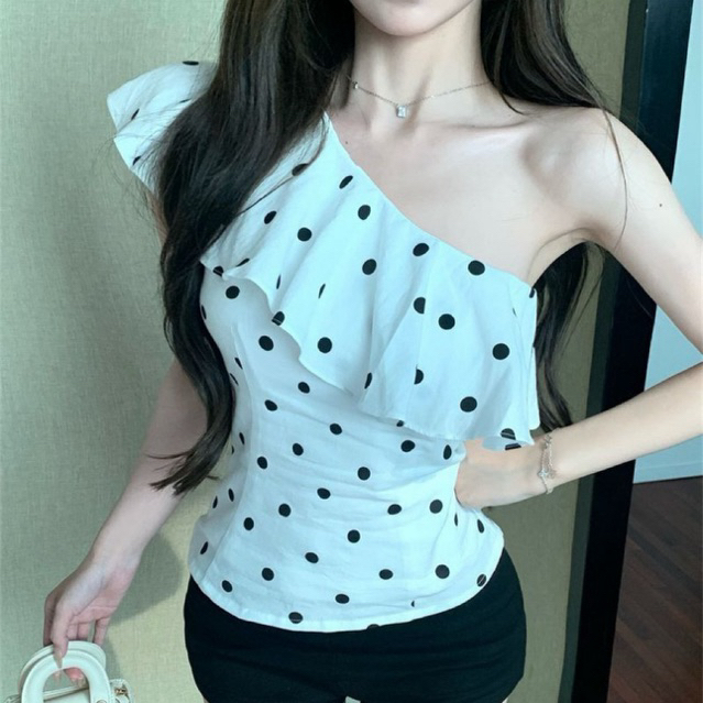 เสื้อกล้ามลายจุดผ้ารัฟเฟิลฝรั่งเศส คอเอียง