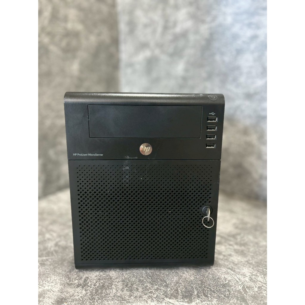 Server HP ProLiant Microserver N40L (มือสองใช้งานปกติ)