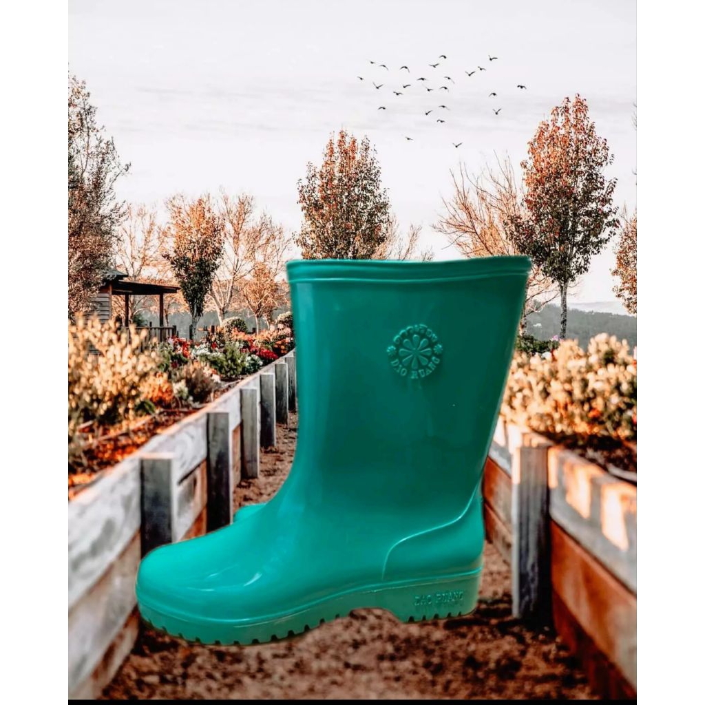 รองเท้าบูทสีดาวเรือง 2003  บูทสีสั้น10" บูทสีน้ำตาล ฟ้า เขียว