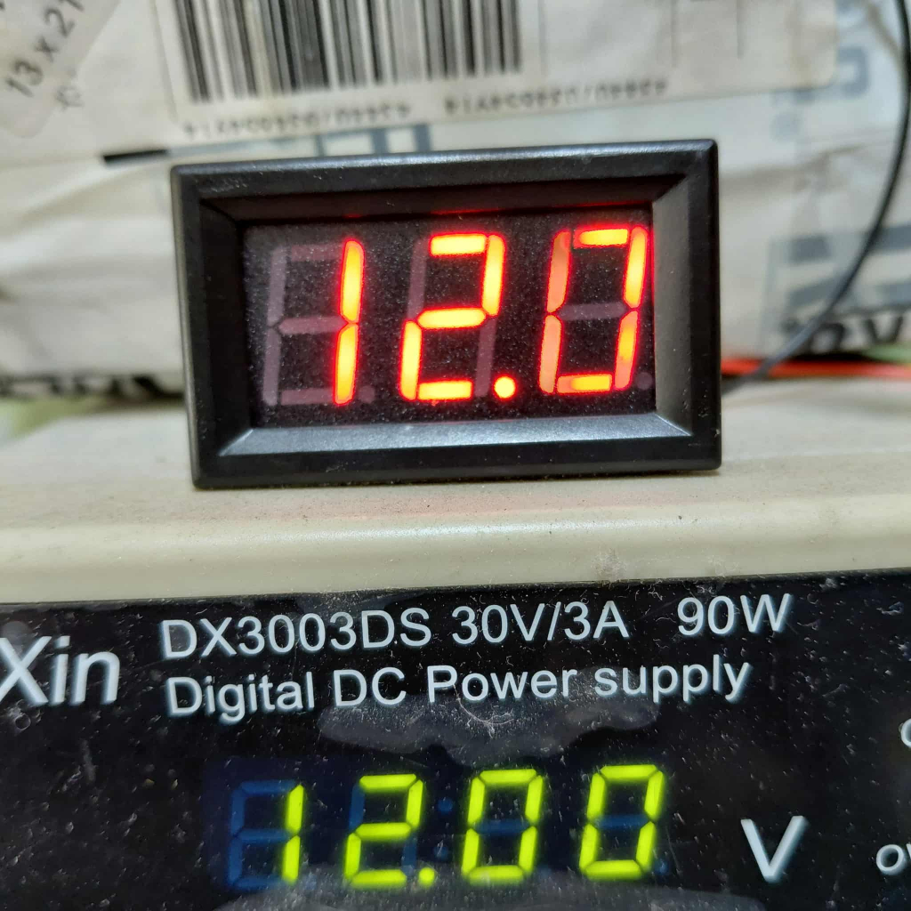 วัดโวลท์ DC วัดไฟ 0-25V จอขนาดใหญ่ 0.56 นิ้ว 3 สาย โวลต์มิเตอร์ วัดแรงดันไฟฟ้า แบตเตอรี่รถยนต์