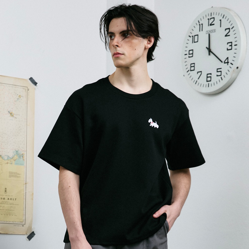 Classy Club - เสื้อยืด แขนสั้น รุ่น Walk the dog T-Shirt - The Pawsonality Order Col.