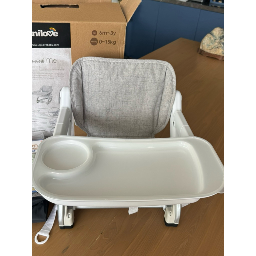 Unilove Feed me Dining Booster 3in1 Multifunction