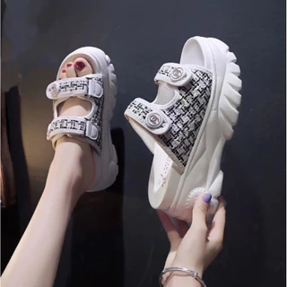 รองเท้าพร้อมส่ง รองเท้าเท้าแตะผู้หญิงแบบสวม สไตล์เกาหลี พื้นนุ่ม ดูสุภาพเรียบร้อยน่ารัก KRG547