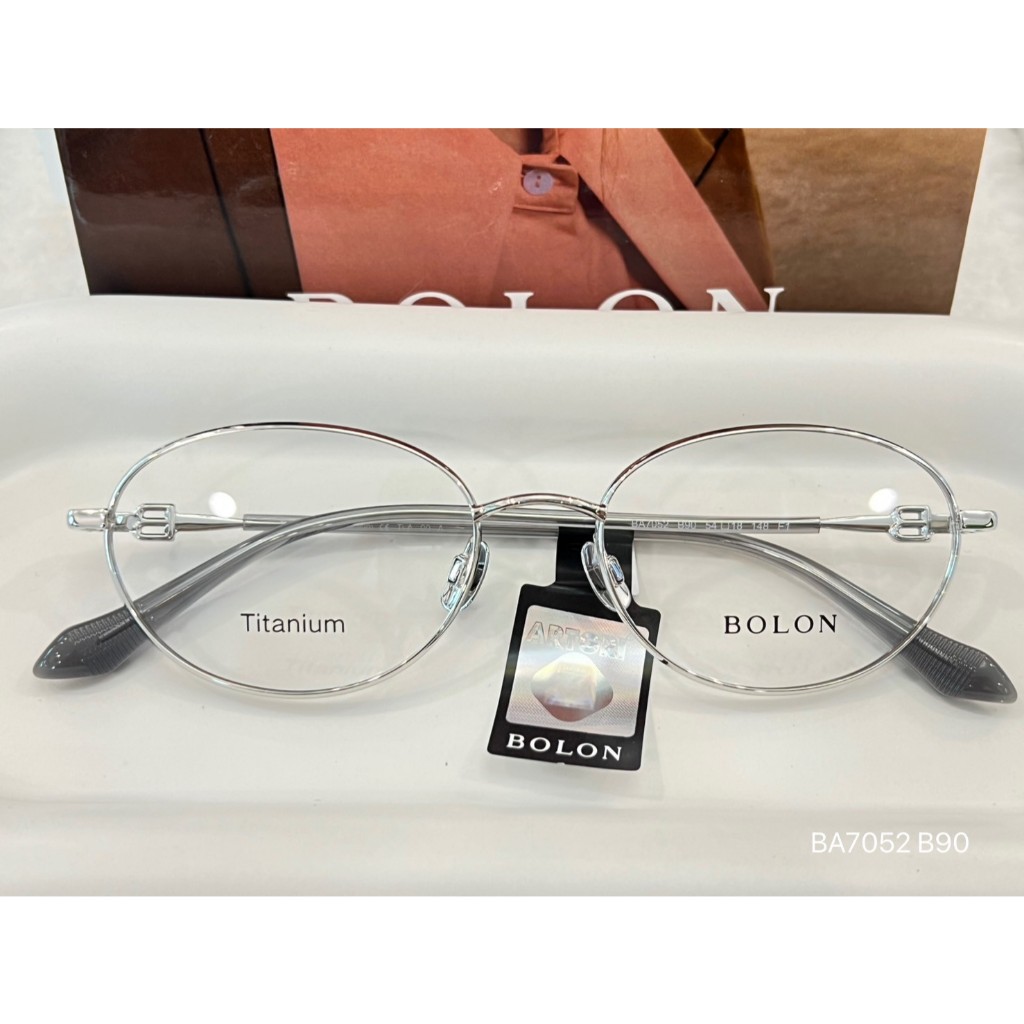 กรอบแว่นสายตาโบลอง Bolon Eyewear BA7052