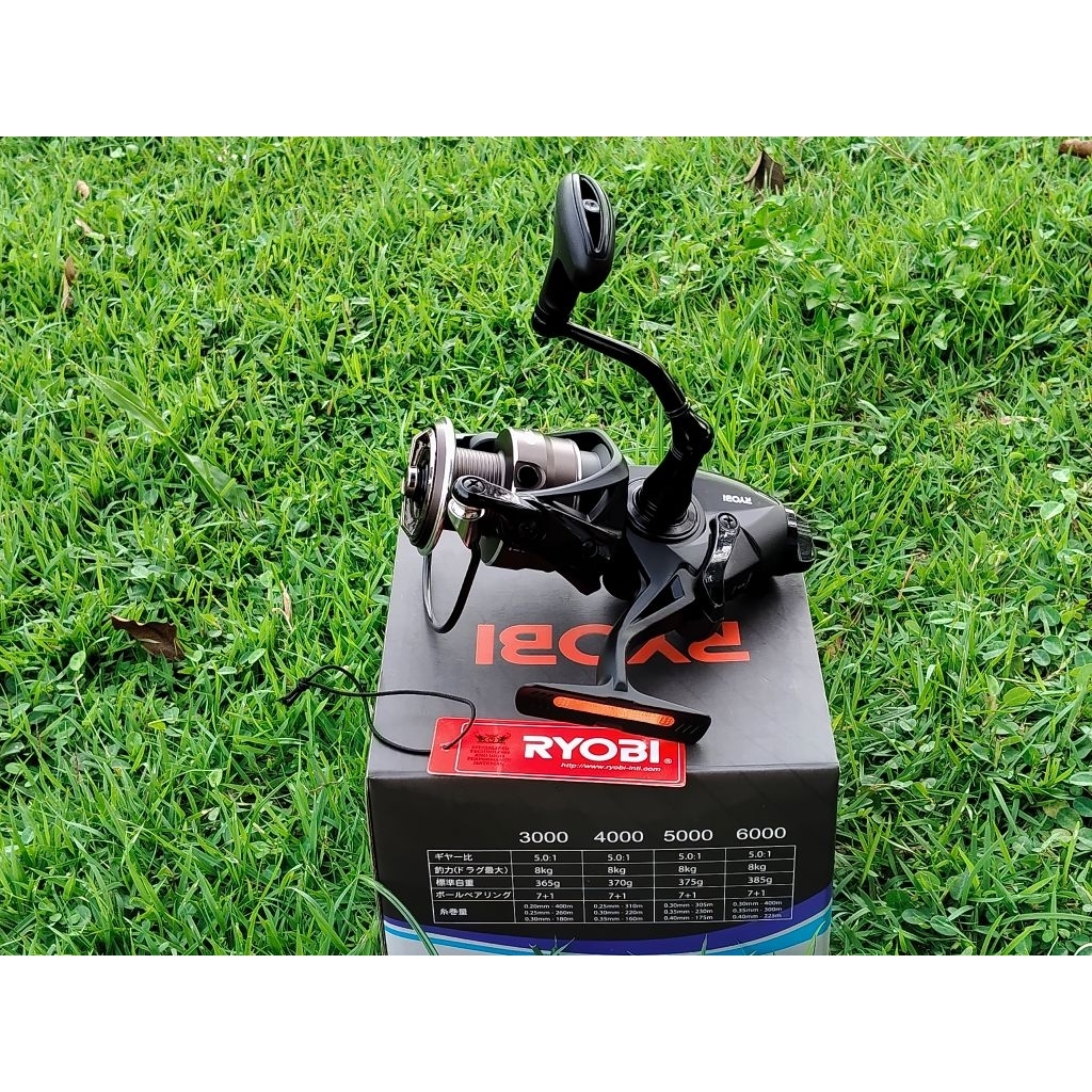 รอก RYOBI รุ่น CASPRO FS 3000(เบทรันเนอร์)