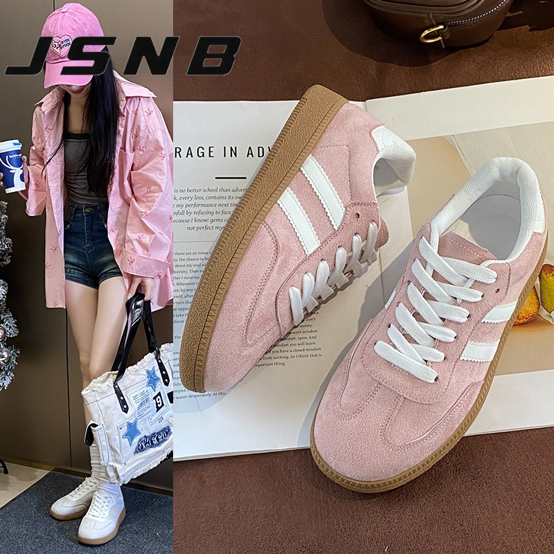 [ส่งฟรี]รองเท้าผู้หญิง ลายเรกโล รองเท้าส้นแบน แฟชั่นสปอร์ต ไซส์ใหญ่ 36-42 สวมใส่สบาย นุ่ม น้ำหนักเบา ใส่ทำงาน เที่ยว พร้