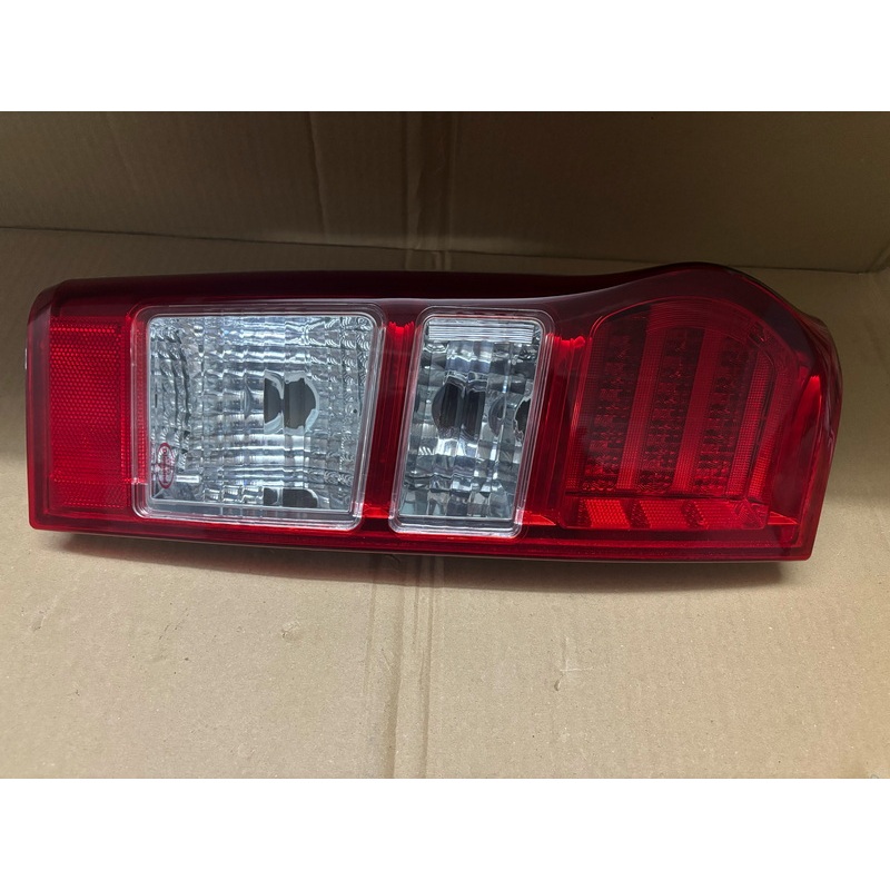 U เสื้อไฟท้าย ISUZU D-MAX TFR13 LED เดย์ไลท์ L (ซ้าย) รหัสแท้ 8-98235561-0