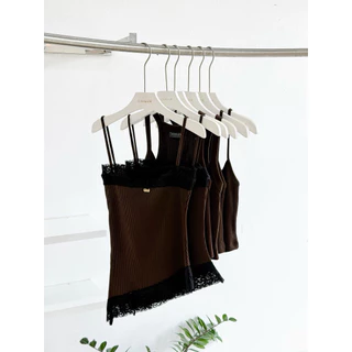 [พร้อมส่ง] FLORA TOP 🕊️ เสื้อแต่งลูกไม้ Unigam