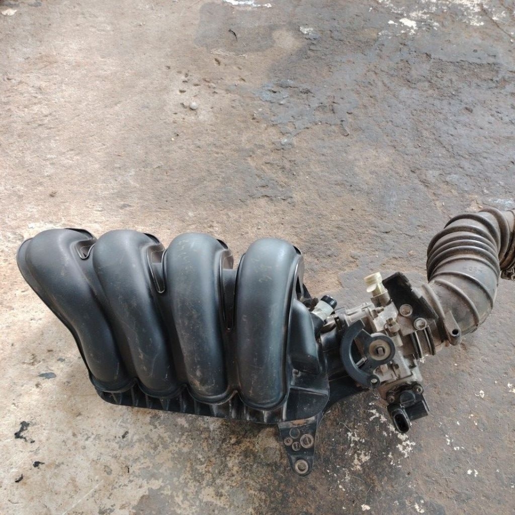 ปีกผีเสื้อคันเร่งพร้อมเขา ID Toyota Altis หน้าหมู