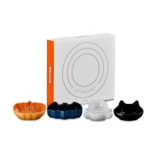 ชุดเซต ฮาโลวีน 4 ชิ้น Set of 4 Mini Halloween Dishes