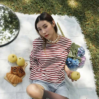 Chewa Striped Cropped Boxy - เสื้อลายริ้วเเขนยาว - 8321