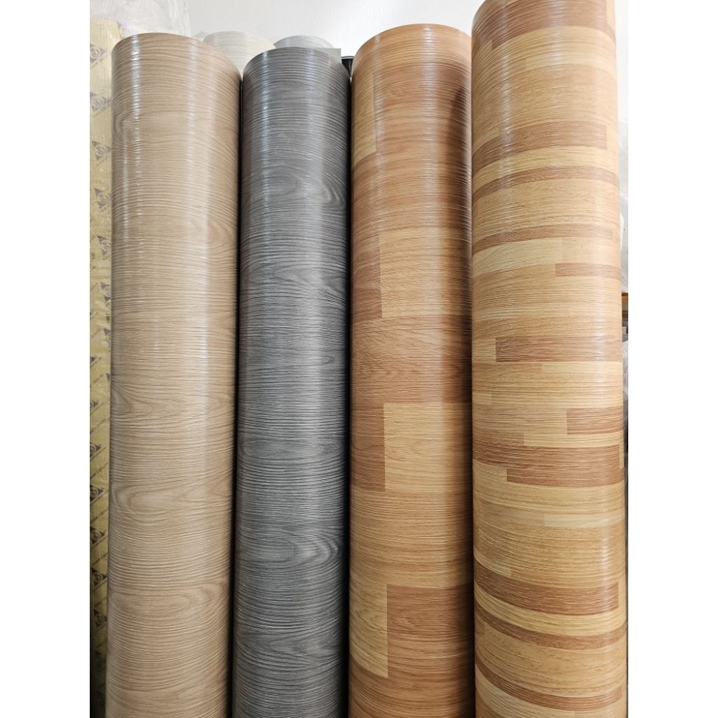 กระเบื้องยาง หนา 1.35 มิล (ยกม้วน) ส่งฟรี แบบหนา ผิวด้านมี ร่องกันลื่น ทนทาน หลังเป็นยาง