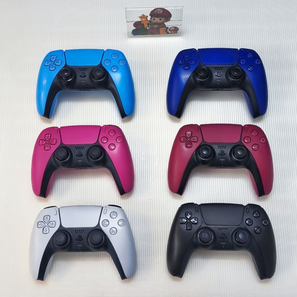 PlayStation 5 DualSense controller