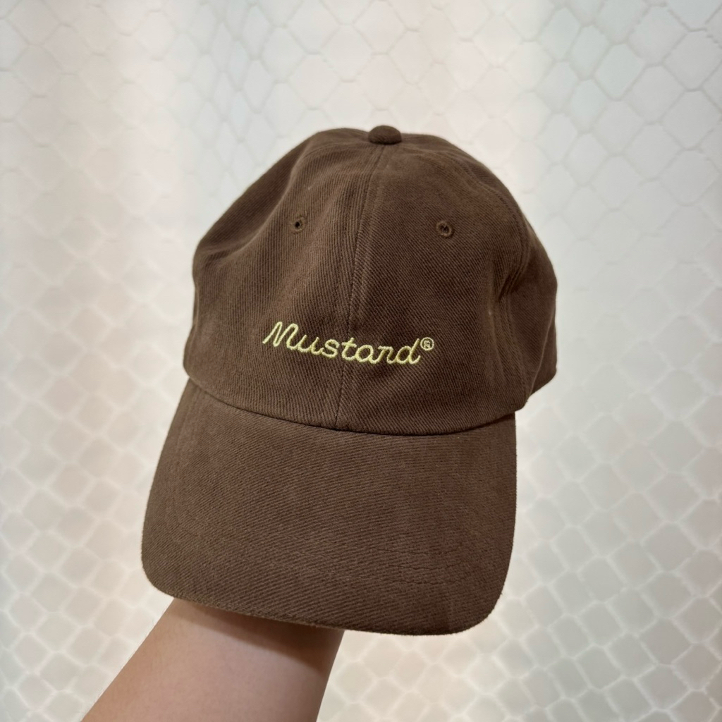 ส่งต่อหมวก mustard สีน้ำตาล chocolate