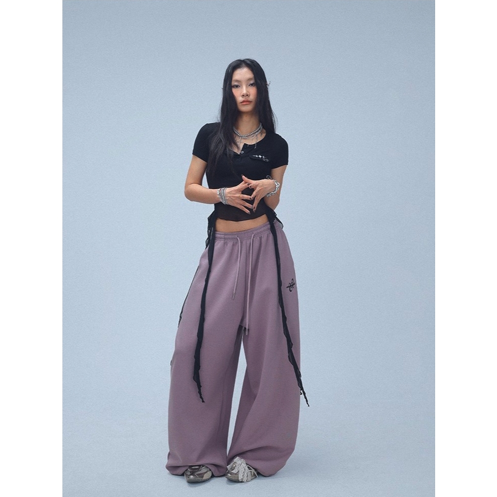 [Street style casual short-sleeved T-shirt]เสื้อยืดแขนสั้นสีดำแฟชั่นสตรีทสไตล์เกาหลีสำหรับผู้หญิง ติดริบบิ้นกระดุม - รูปที่ 5