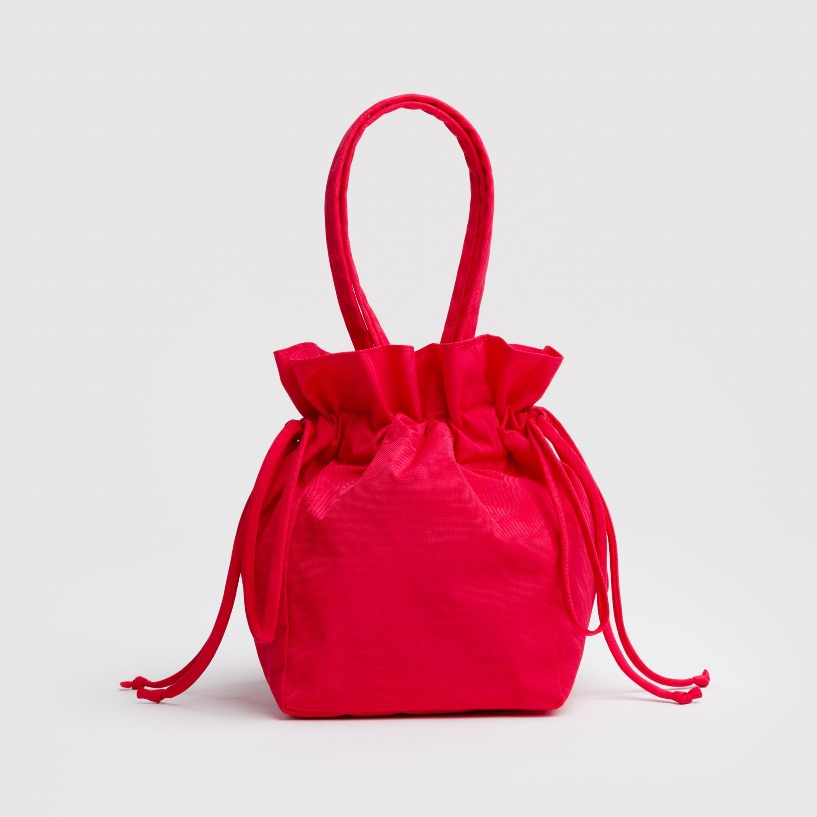 (พร้อมส่ง) BAGGU Nylon Drawstring กระเป๋าหูรูด สไตล์มินิมอล ผ้าไนลอน น้ำหนักเบา นำเข้าจากประเทศอเมริกา - รูปที่ 5