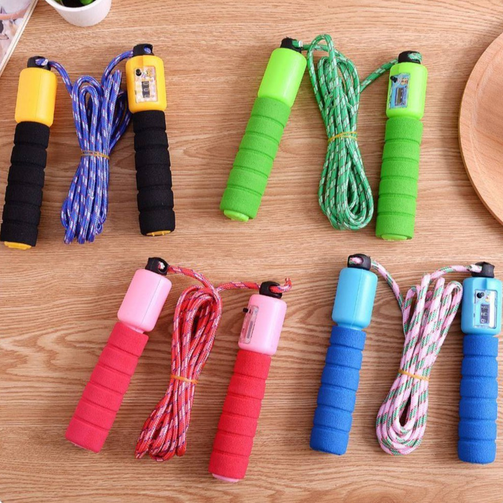 (รุ่นด้ามจับมียาง)เชือกกระโดด กระโดดเชือก สามารถนับจำนวนครั้งได้#A018