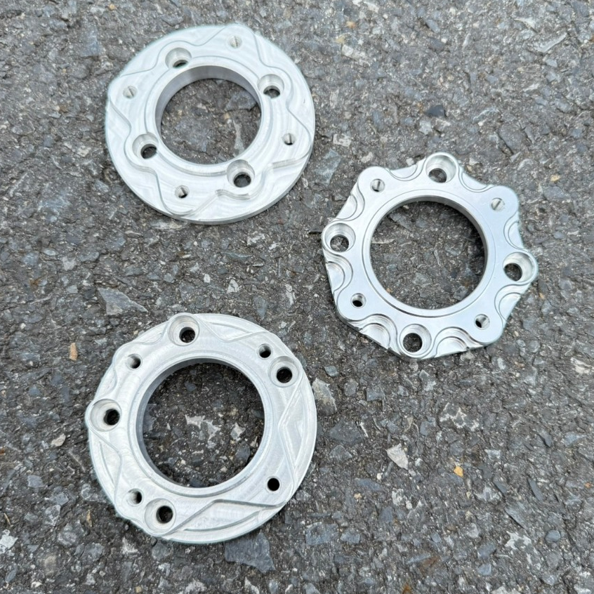 สเปเซอร์ จาน RS 4รู เล็ก ใส่ ลีโอ/โซนิค/W125 R,S,บังลม