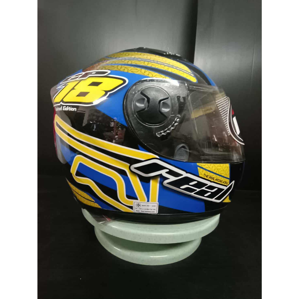 หมวกกันน็อค REAL GP 18 Limited Edition  Size L  รหัส M325 ลดล้างสต็อค (ไม่ถุงคลุมหมวก ไม่มีกล่องของr