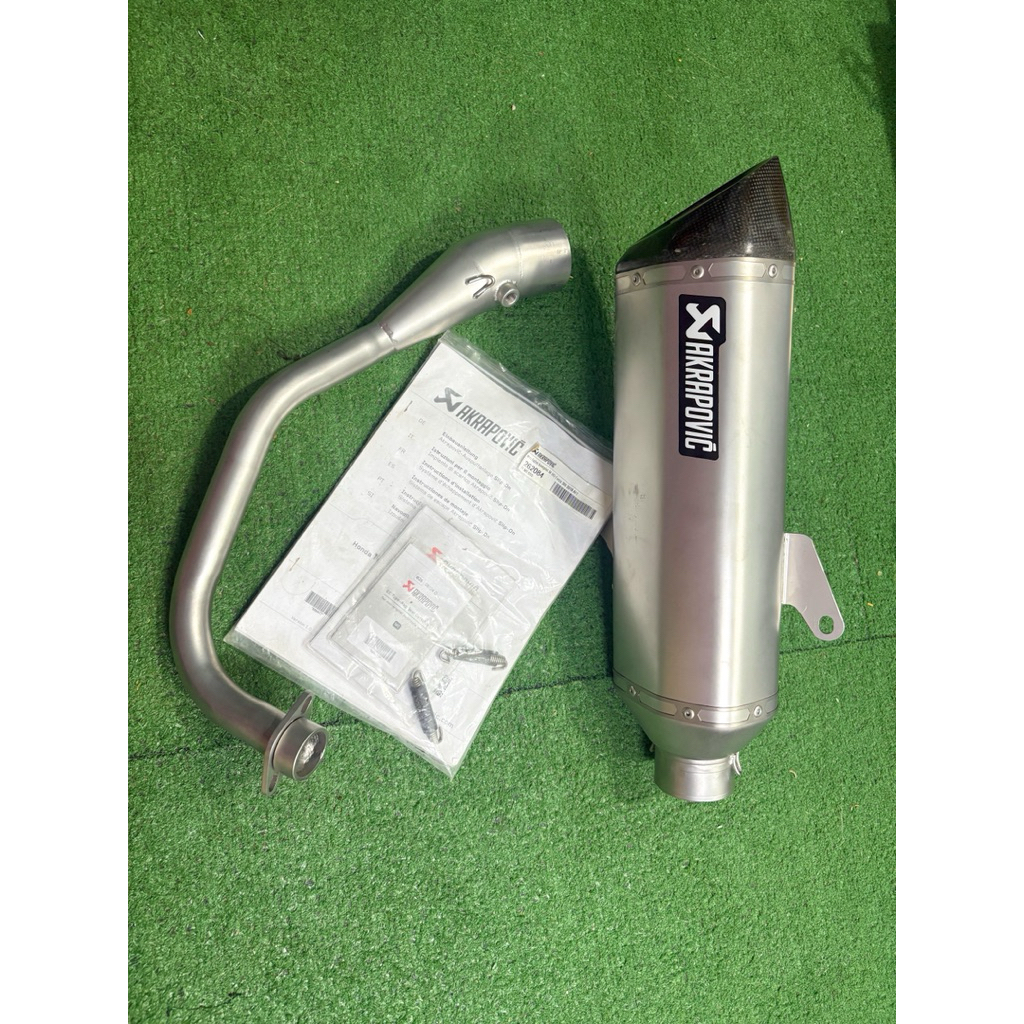 AKRAPOVICแท้ (มือ2) FORZA350/ADV350 สภาพ 90%