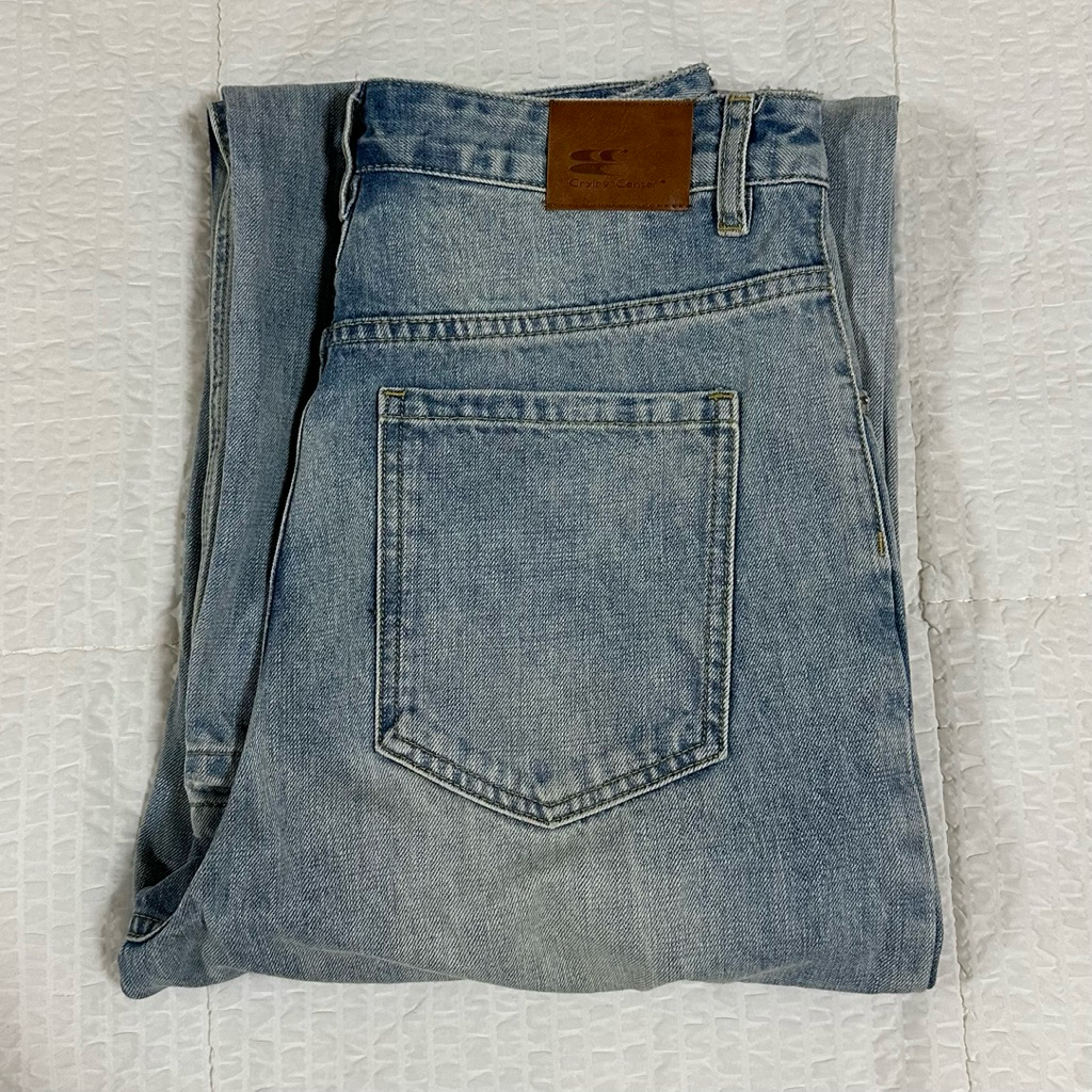 Crying Center Jeans💯