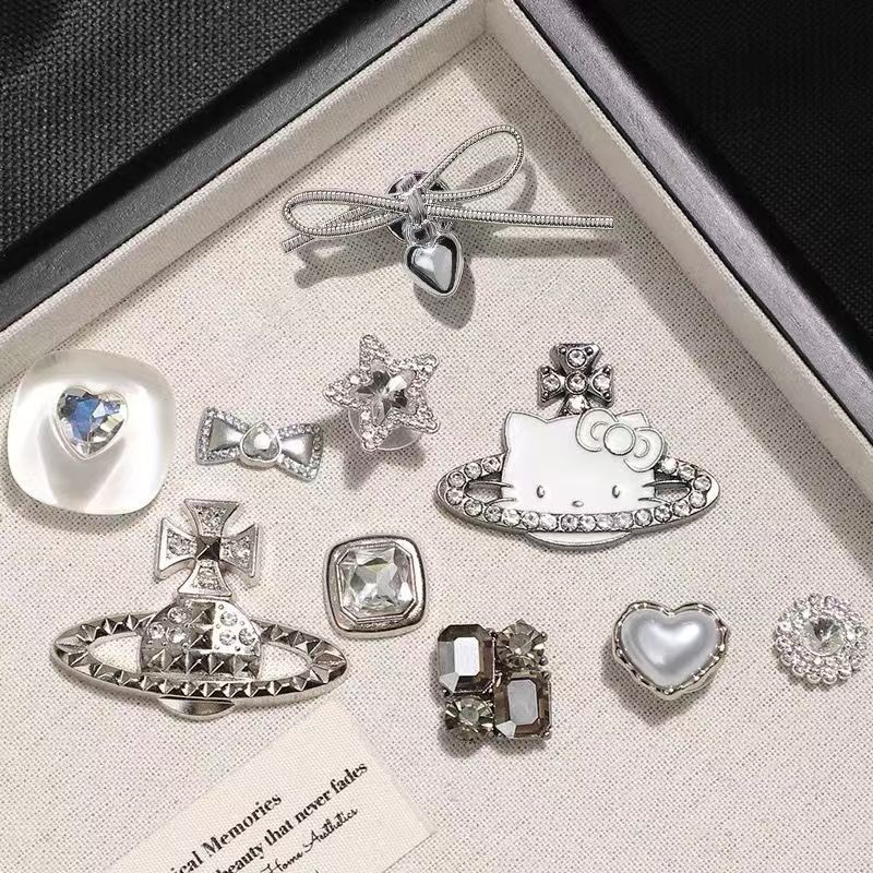 10 ชิ้น เช๊ตการ์ตูน ตุ๊กตาร้านไทย#จิบบิท#ติดรองเท้า#กระเป๋า#DIY น่ารัก อุปกรณ์เสริมจัดส่งทันที - 5