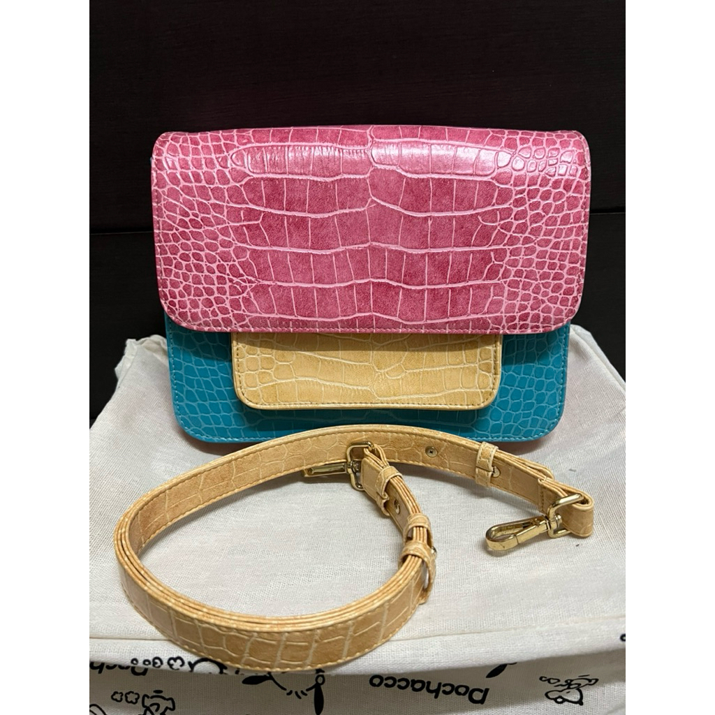 กระเป๋าสะพายข้างแบรนด์ gliss the object รุ่น Mess