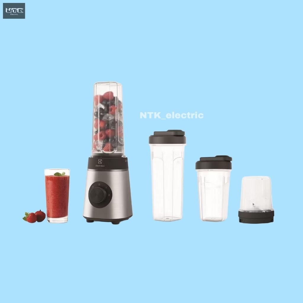 Electrolux E3CB1-630S เครื่องปั่นน้ำผลไม้แบบพก พา พร้อมอุปกรณ์เสริม