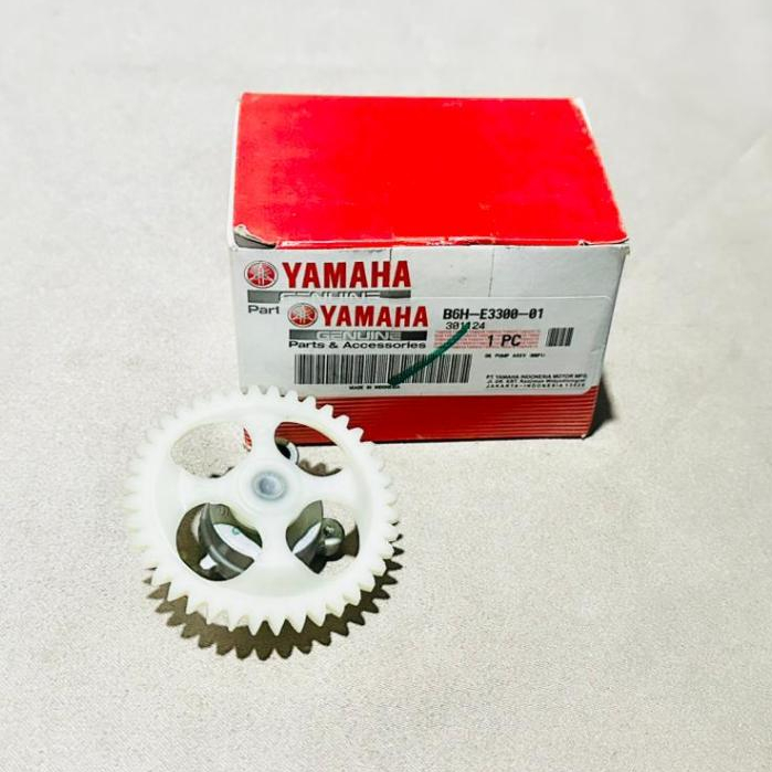 B6H-E3300-00 / NMAX (2022-2024) ปั้มน้ำมันเครื่อง