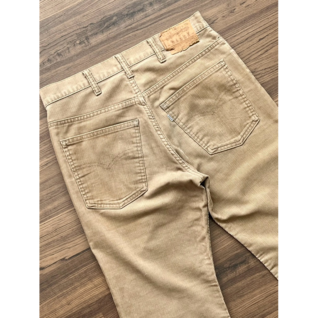กางเกงลูกฟูก Vintage Levi’s รุ่น 517 สีน้ำตาลอ่อน ทรงขาม้า Made in USA🇺🇸
