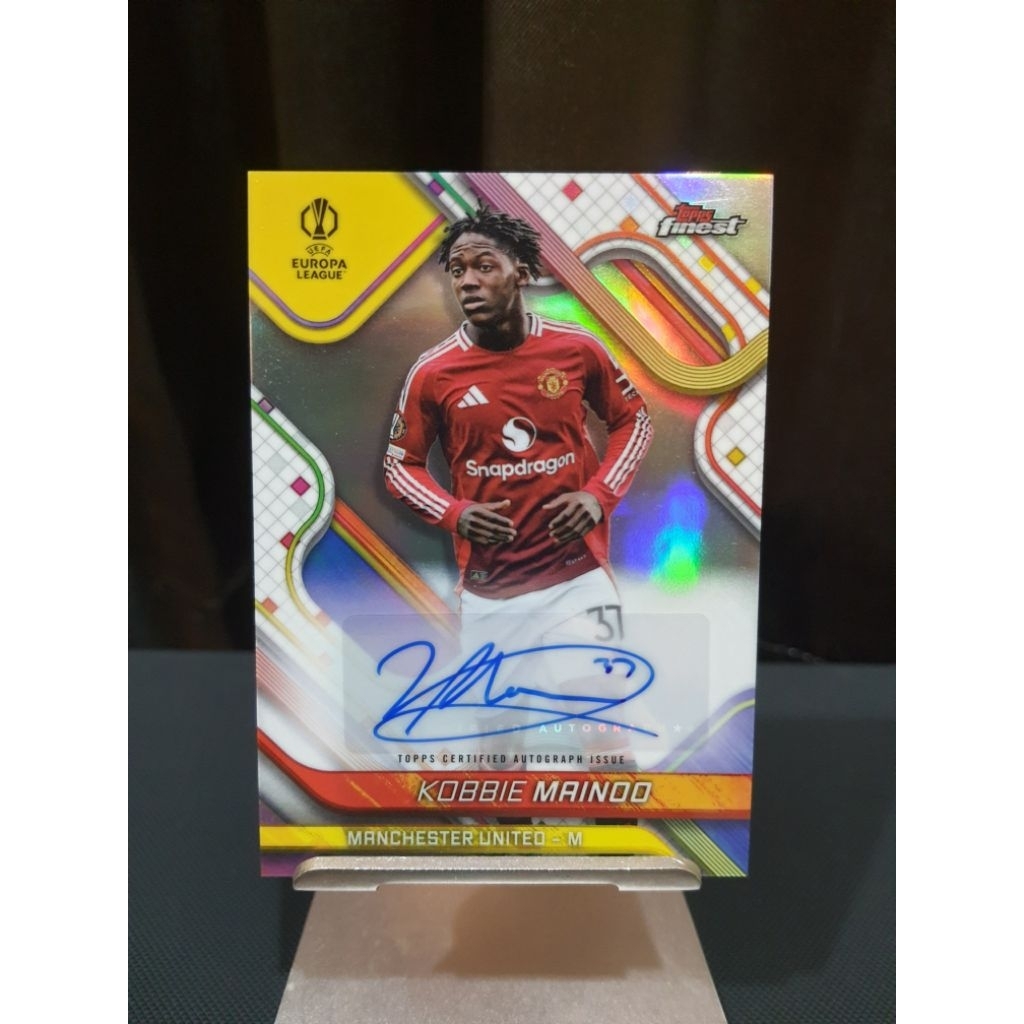 2024/25 TOPPS FINEST UEFA CLUB COMPETITIONS : KOBBIE MAINOO / MANCHESTER UNITED