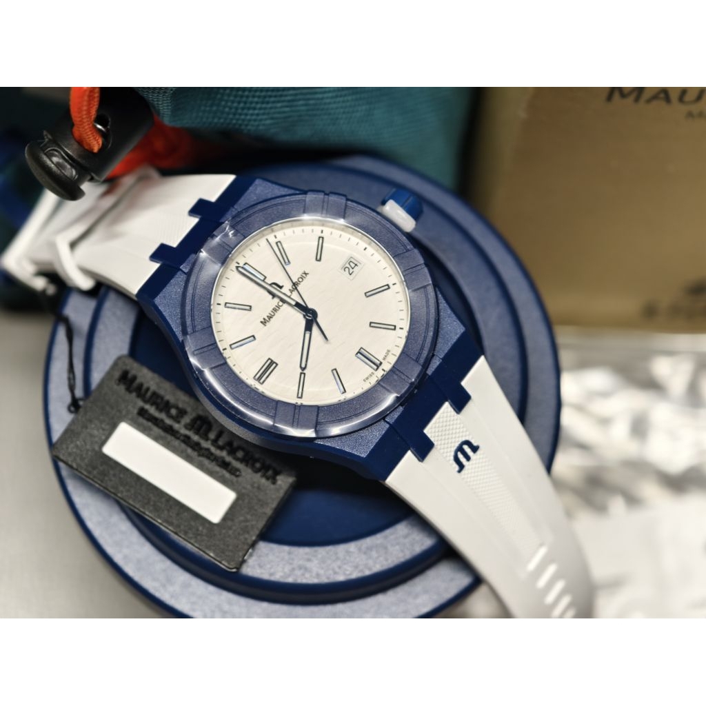 Maurice Lacroix Aikon #Tide สีขาวน้ำเงิน