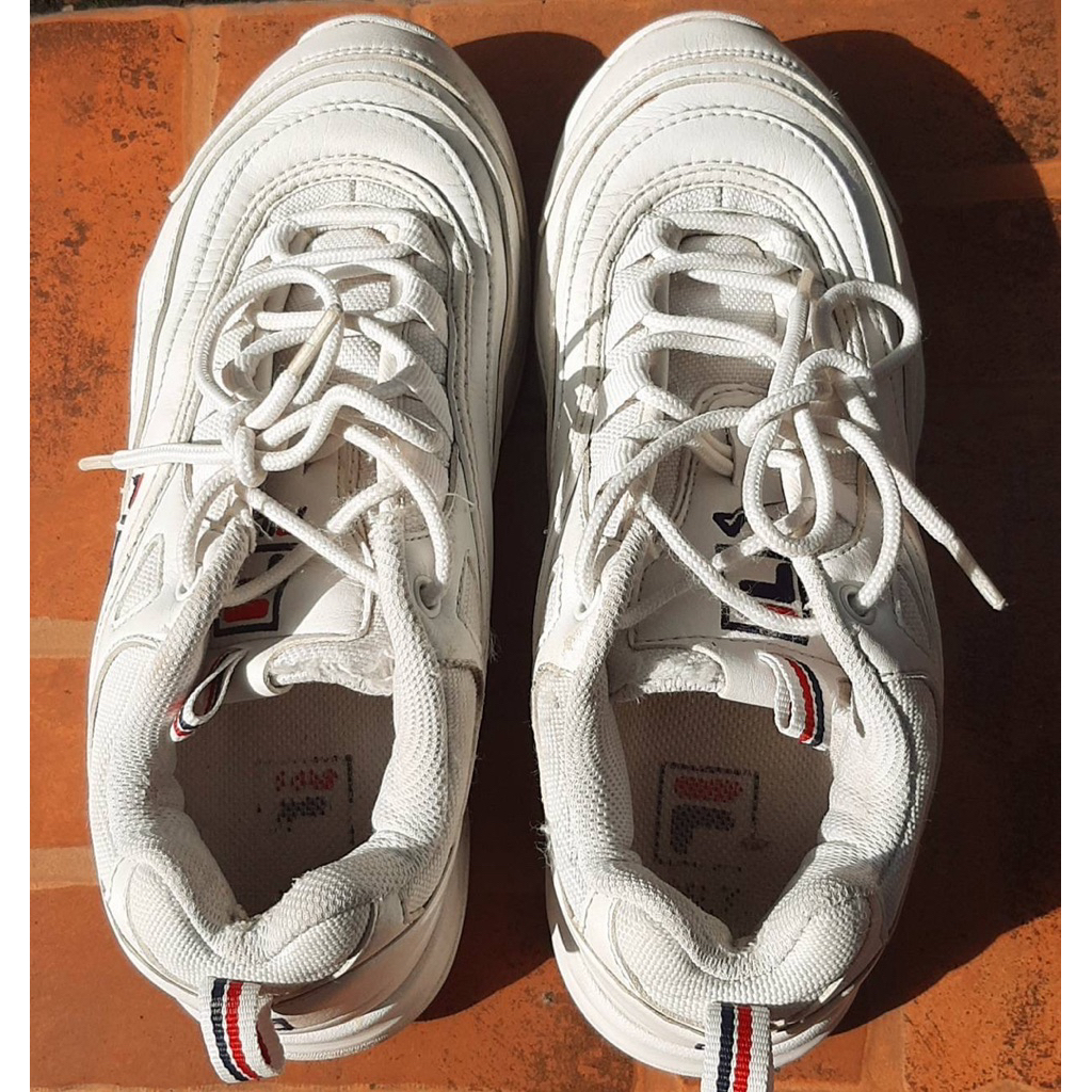 รองเท้าผ้าใบผู้หญิง FILA เบอร์ 6