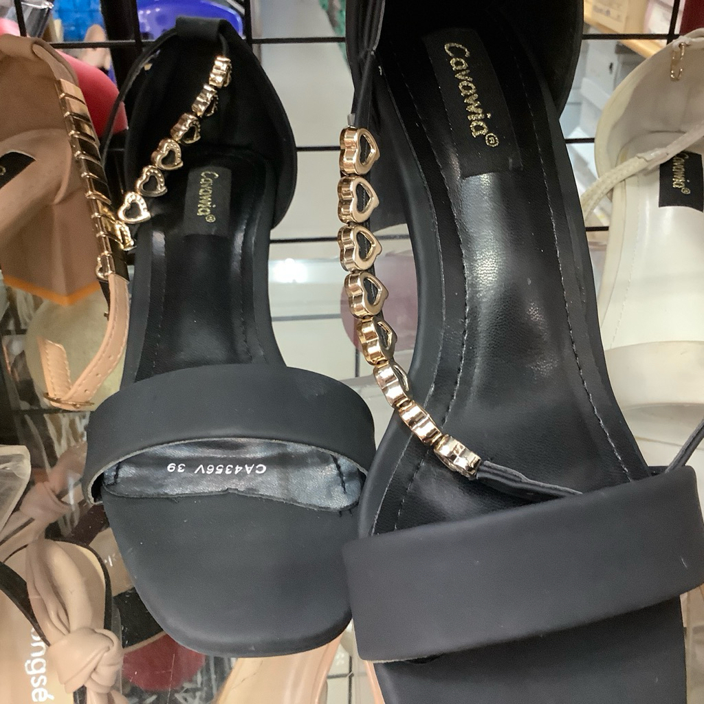 รองเท้าส้นสูง รัดข้อหนังนิ่ม(cavawia)