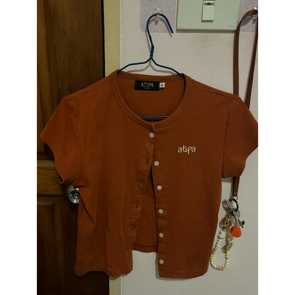 เสื้อยืด Atipaไซซ์แอลมือสอง