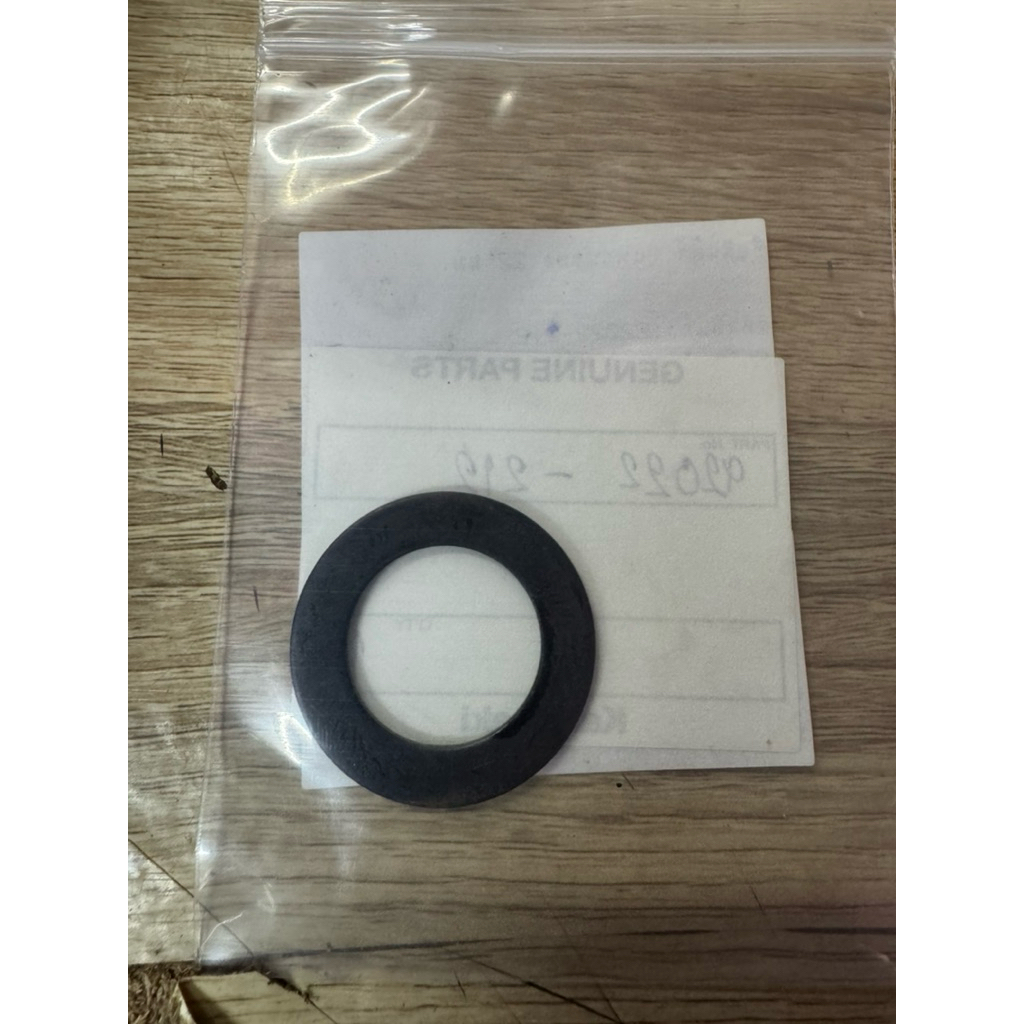 แหวนหนุนหลังเฟืองสตาร์ทKLX140-150แท้ศูนย์