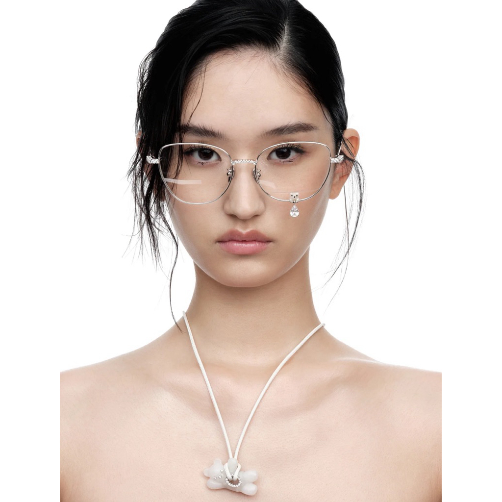 YVMIN แว่นตาประดับหมีที่หน้าเลนส์น่ารักสุบๆ