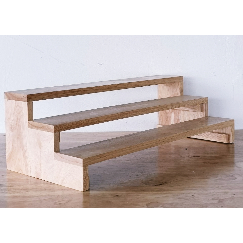 A25 ชั้นวางของขั้นบันได 3 ชั้น (50X23X15.5ซม.)