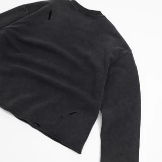 URTHE - เสื้อสเวตเตอร์ เเต่งขาด Oversize รุ่น TROUBLE PAWS SWEATER (SUPER BOSS Series)