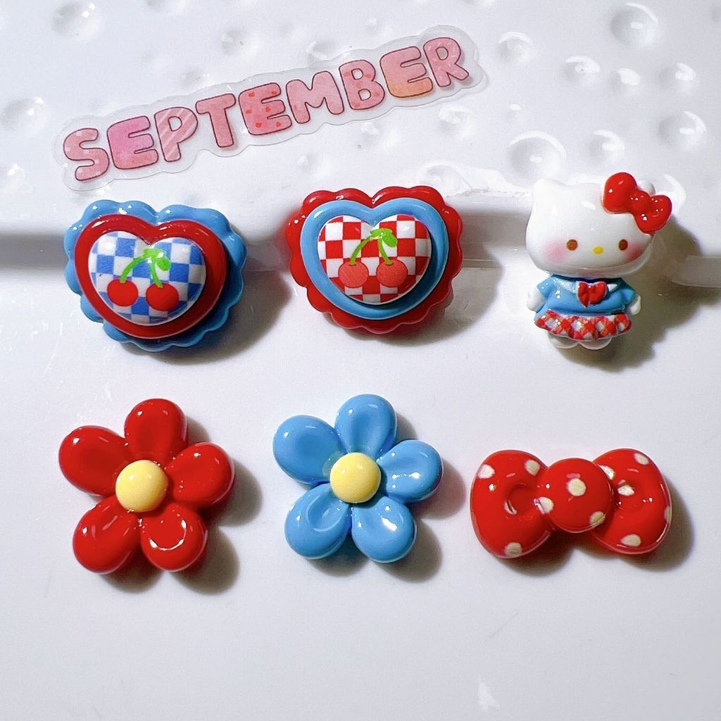 เรซิ่นโทนแดง-ฟ้า เรซิ่นของตกแต่ง Diy ครบแบบ 6 ชิ้น