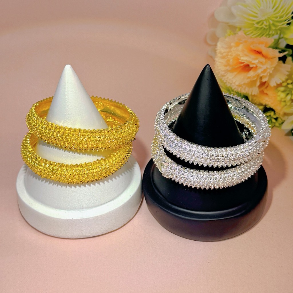 กำไลข้อมือ เครื่องประดับไทย ลายพิกุล