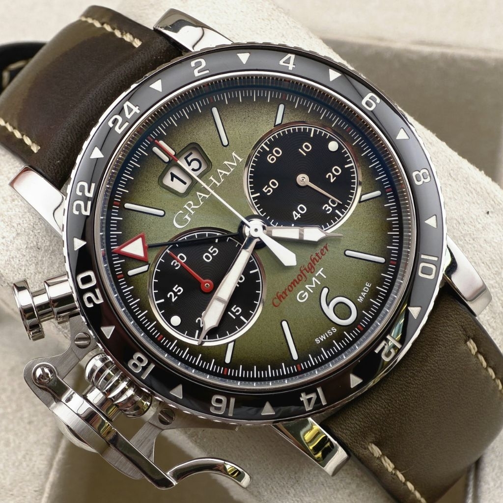 Graham Chronofighter Vintage Green GMT Ref. 2CVBC.G01A