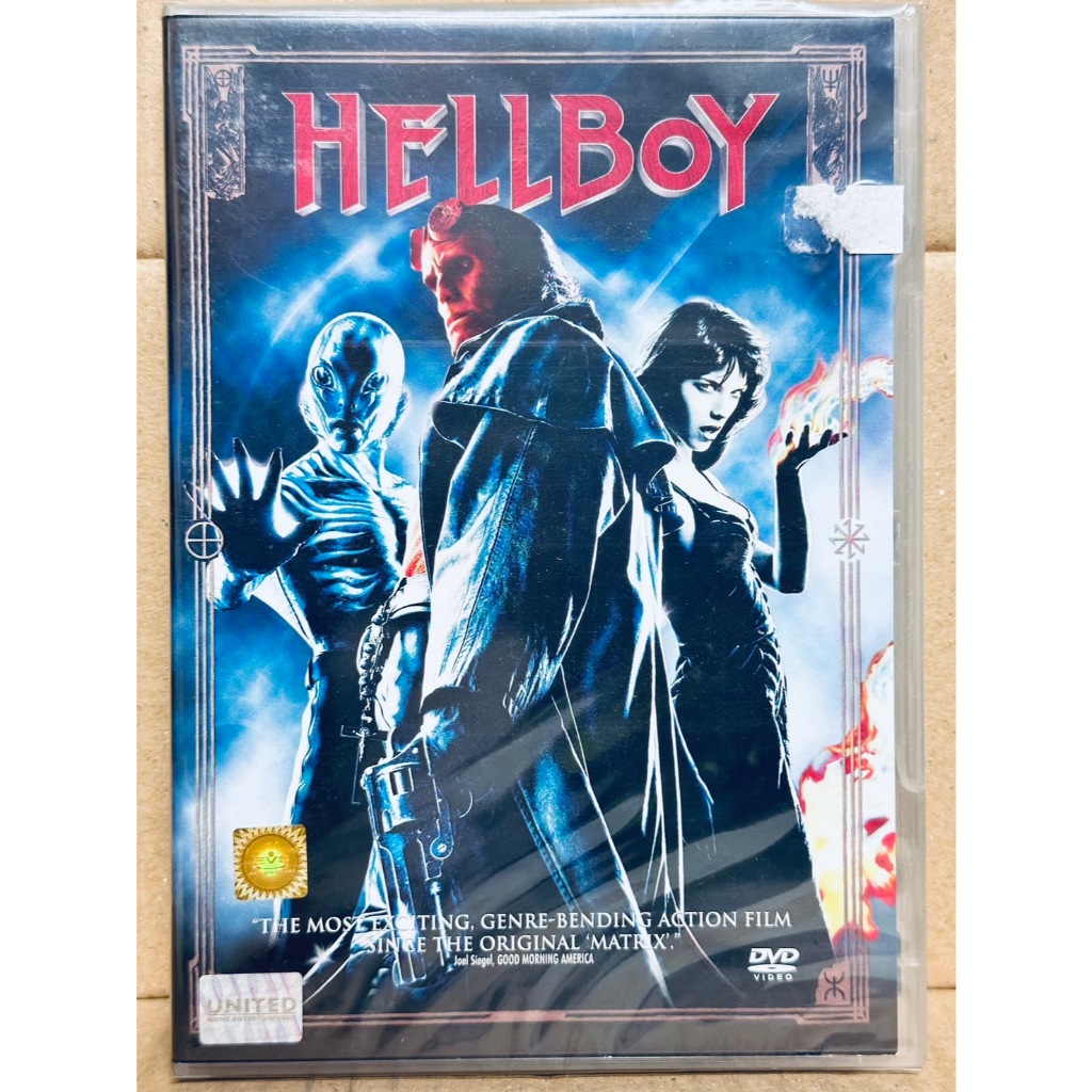 DVD : Hellboy (2004) ฮีโร่พันธุ์นรก " Ron Perlman, Selma Blair " A Film by Guillermo Del Toro "
