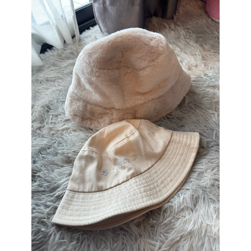Used💥 หมวก bucket ผู้หญิง สีครีม
