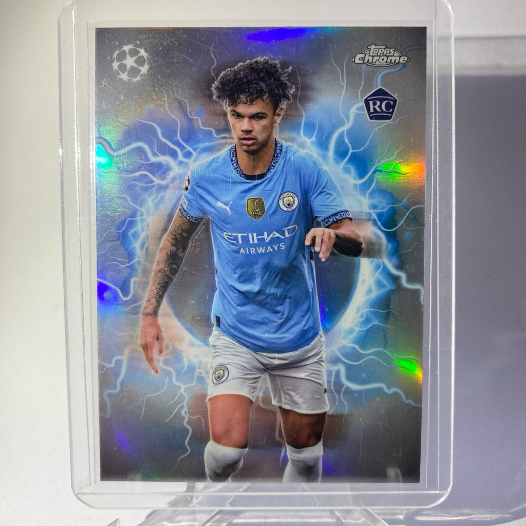 การ์ดนักฟุตบอล NICO O'REILLY, RC, MANCHESTER CITY, TOPPS CHROME 2025