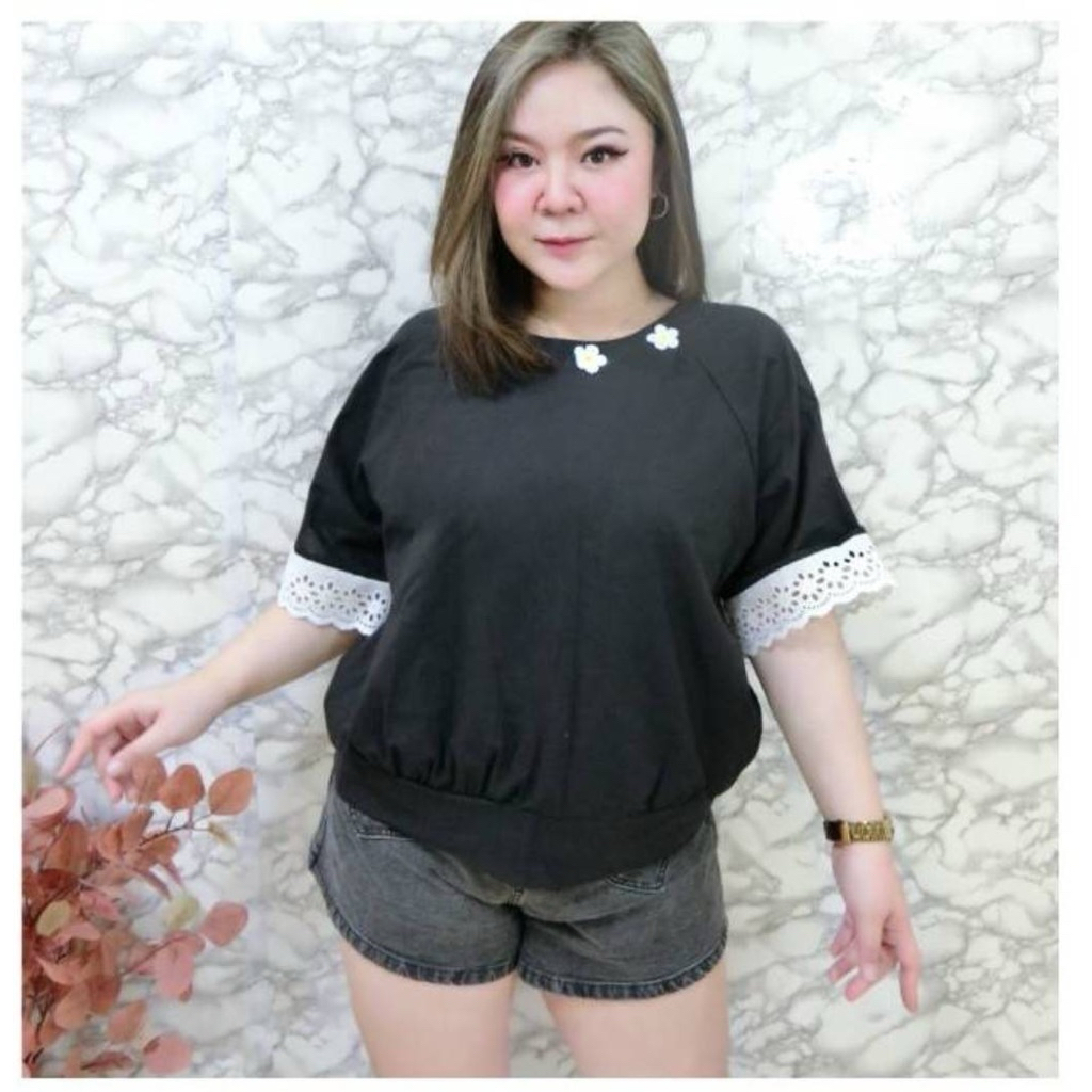 JIRA🐳|เสื้อผ้าคอตตอลลินินเเต่งลูกไม้ปลายเเขน ผูกชายเสื้อหลัง อกหน้าผ้า 50 นิ้ว วงเเขน 24 นิ้ว ความยา