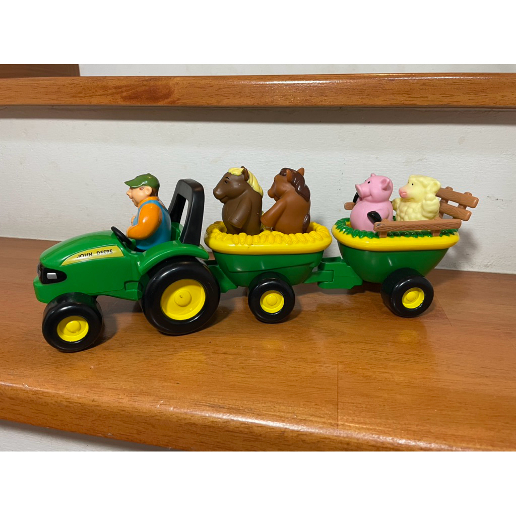 TOMY John Deere Animal Sounds Hayride Musical Tractor Toy