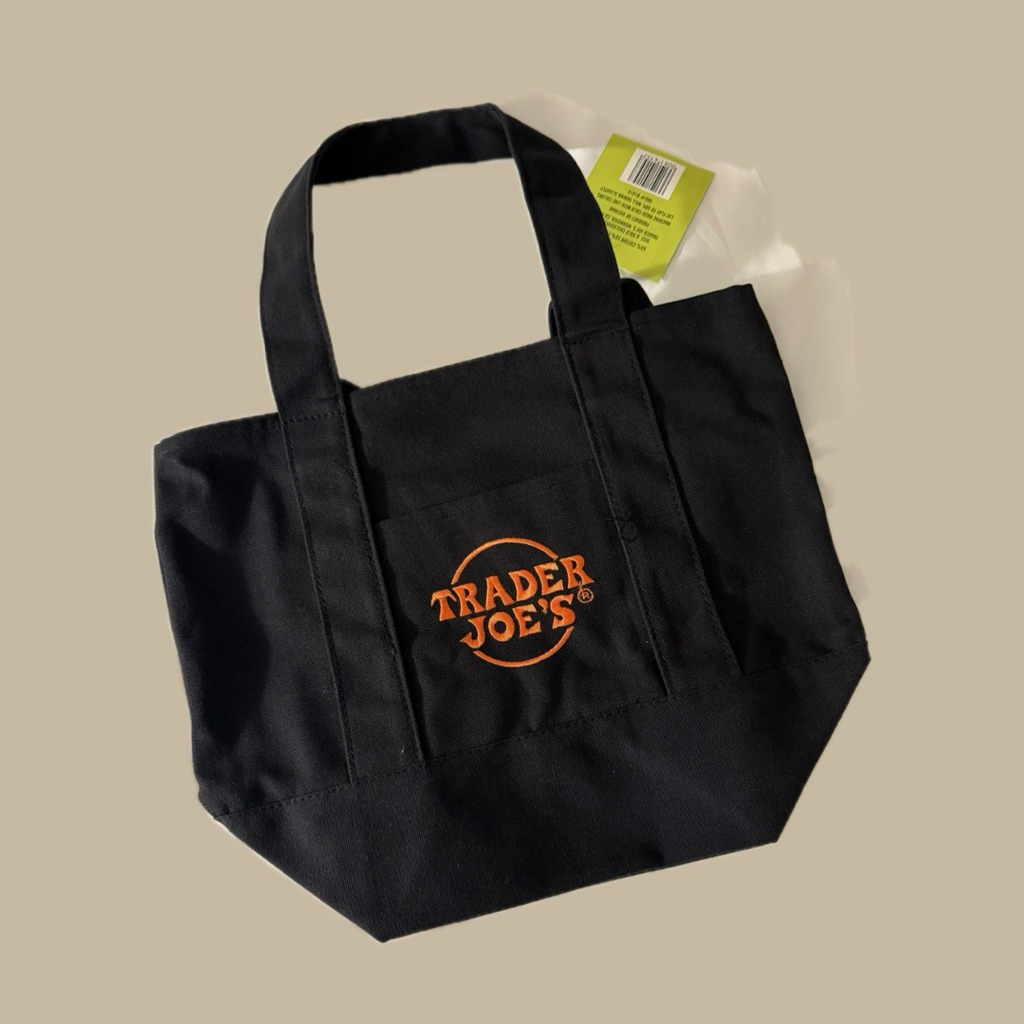 [พร้อมส่ง] 🛍️ กระเป๋า Trader Joe’s Tote Bag